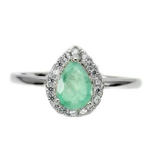 Natural Green Emerald .925 Sterling Silver Ring